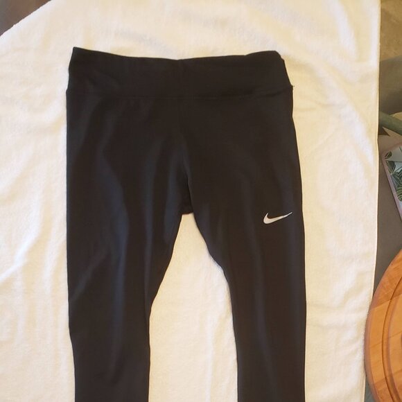 Nike Leggings M  w/Oversized Sweatshirt  open/ cross back in size M - Picture 1 of 10